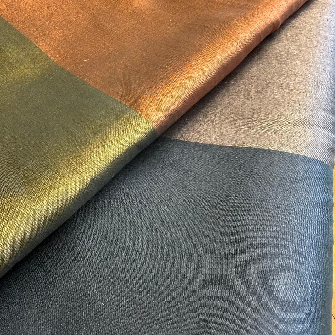 Banarasi Handloom Pure Tissue 9949 (44 Inches Width )