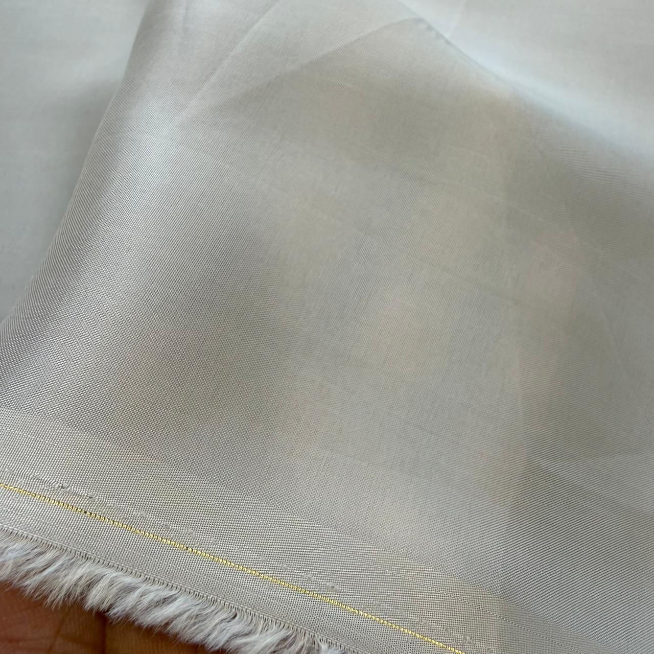 Dyeable Heavy Glass Organza (44 Inches Width)