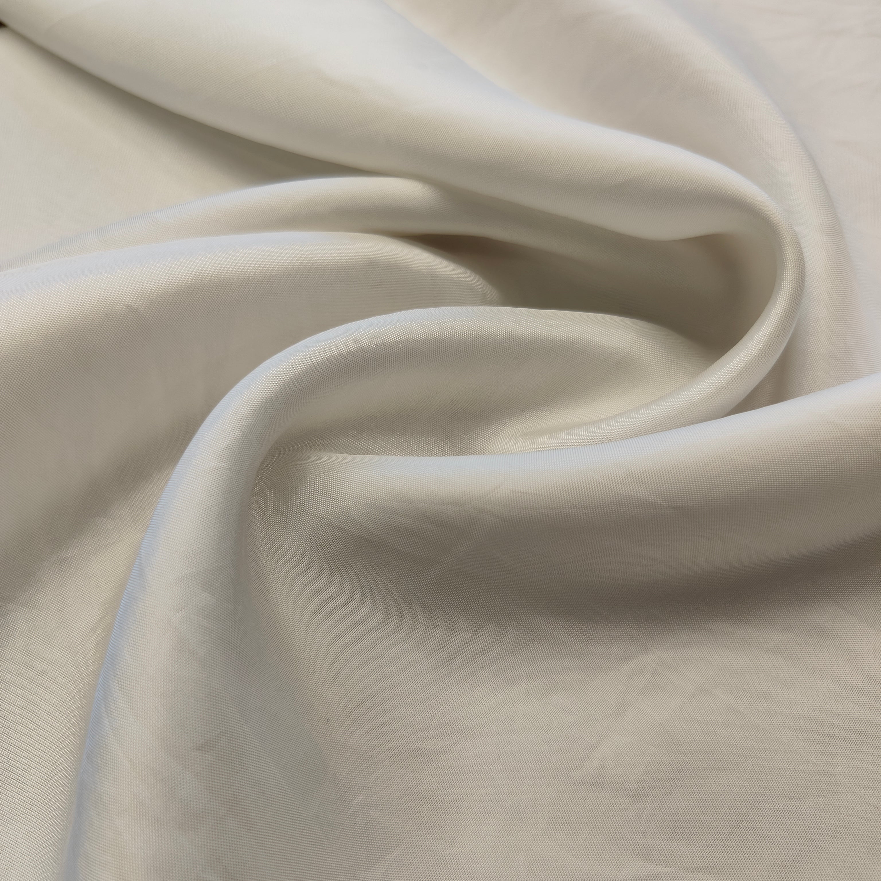 Dyeable Habutai Silk (44 Inches Width)