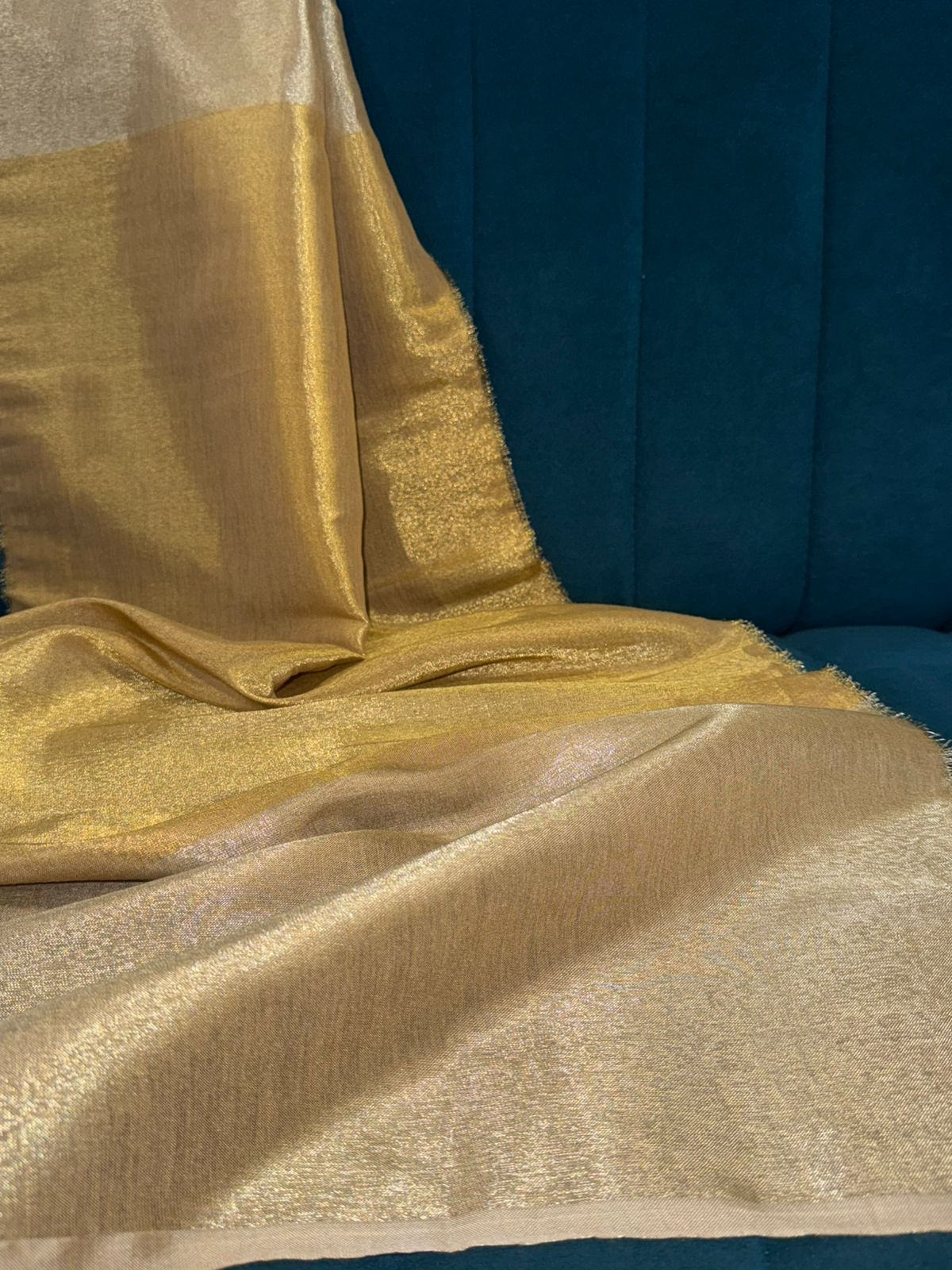 Banarasi Handloom Pure Tissue 8907( 44 Inches Width )