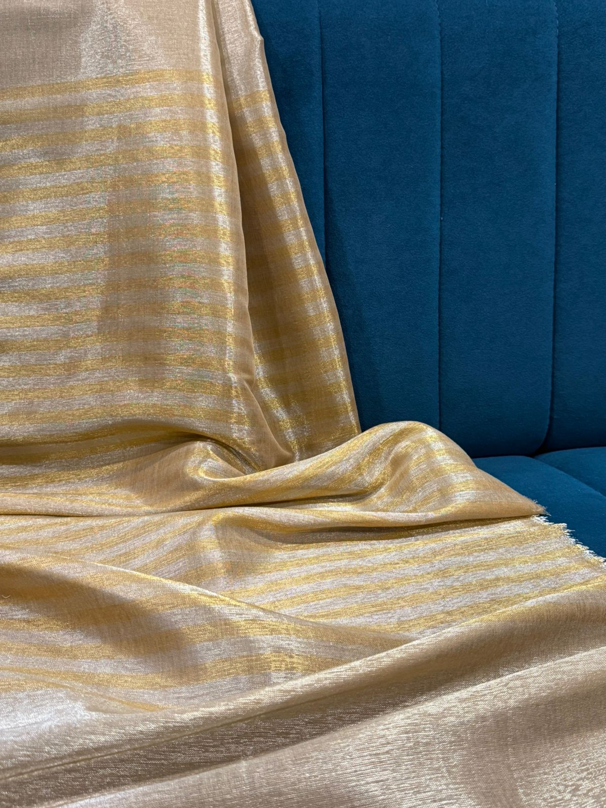 Banarasi Handloom Pure Tissue 8908  ( 44 Inches Width )