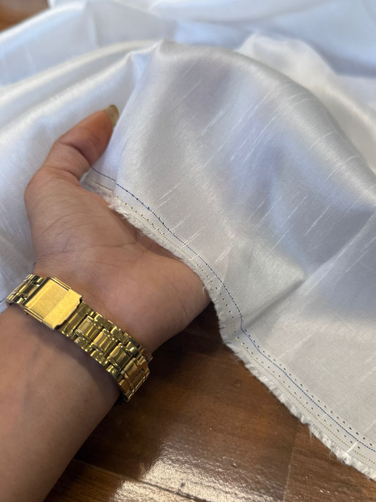 Dyeable  Bemberg Raw Silk   ( 44 Inches Width )